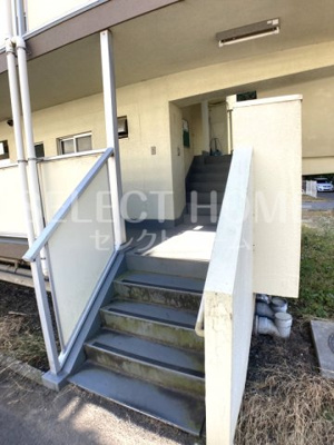 【エントランス】 | ビレッジハウス幸田　４号棟 | 毎日通るエントランスはこのようになっています