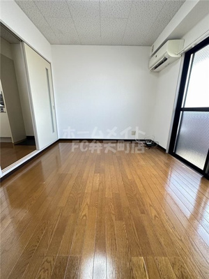 【寝室】 | エクシード倉垣 | 落ち着いて過ごせるお部屋なので、寝室にいかがでしょうか