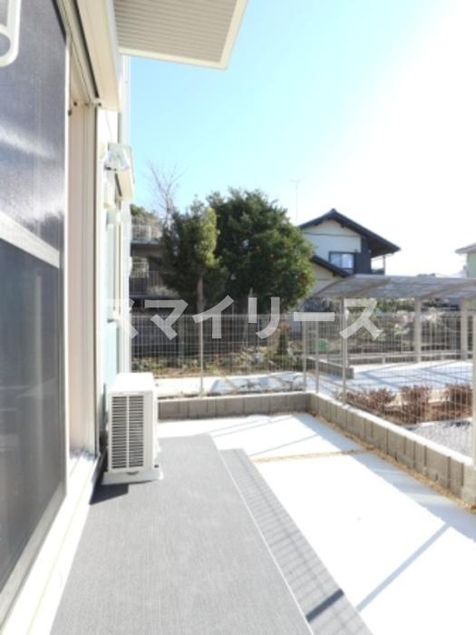 BLESS　HOUSE柏西町D棟の庭
