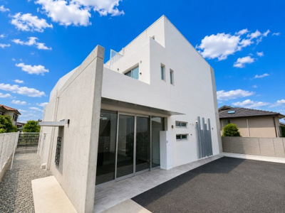 【外観】 | BLANC　FORET | 外観は落ち着いています
