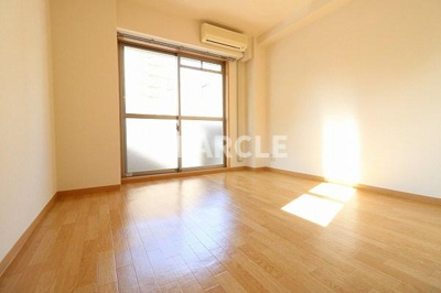 【居間・リビング】 | シェドゥーブル等持寺