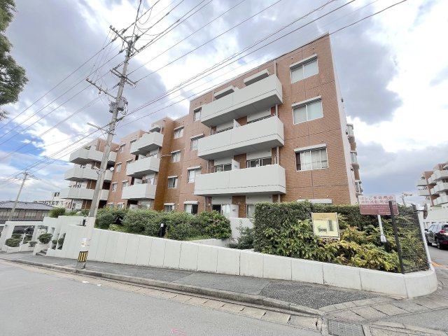 高宮ハウスB棟の外観