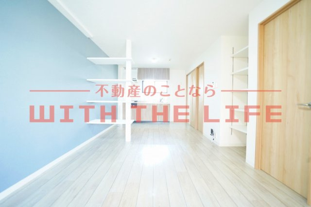 アザレアハイツ蒲池【キャッシュバック対象物件】の居間・リビング|使いやすいリビングです※現状優先