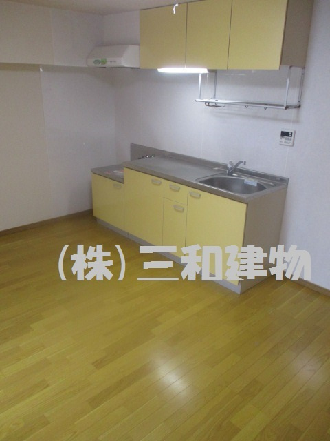 グリーンパレス小泉のキッチン|同間取り別室の参考写真です