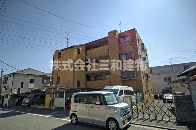 グリーンパレス小泉の外観