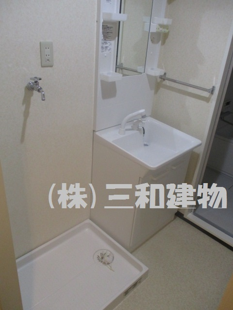 グリーンパレス小泉の洗面所|同間取り別室の参考写真です