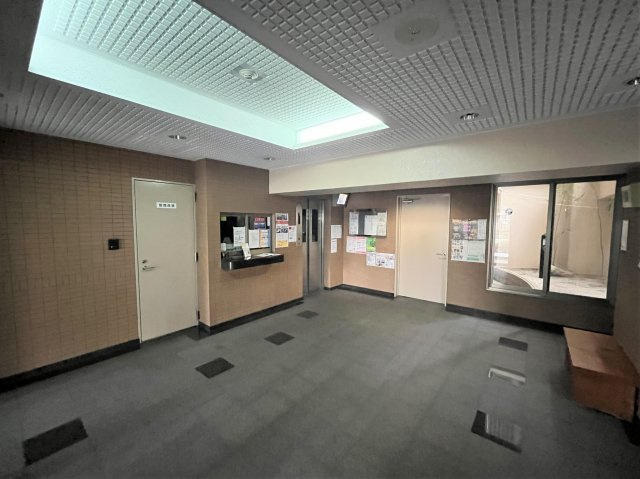 ３沿線利用可能☆７階部分の角住戸☆３ＬＤＫ☆ベル・クローチェ京都洛央のエントランス|エントランス