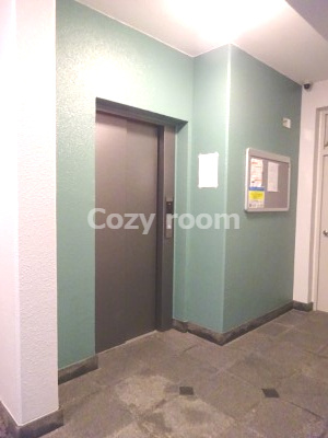 【その他共用部分】 | 童夢江坂 | エレベーター付きです。