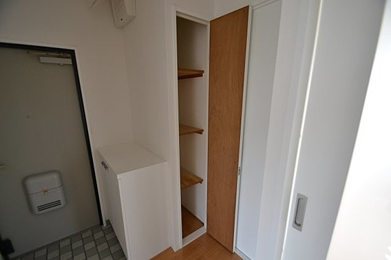 ボシュケ六甲の玄関