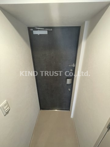 J-BRIGHT UMEDA KITAの玄関|毎日通る玄関はこちらです