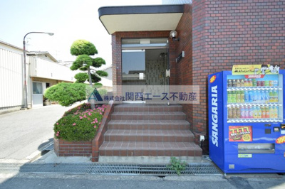 【エントランス】 | メゾンサンガ