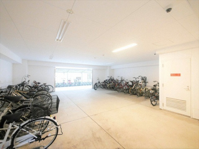 【駐車場】 | La Douceur心斎橋