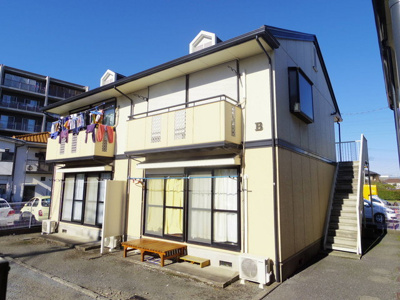 日当たり良好な２DKアパート♪4世帯で全室角部屋♪