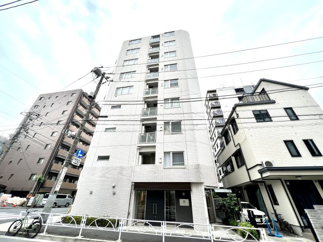 フェルクルールプレスト両国の外観