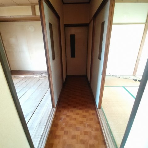 若草町６丁目１２－７ケントハウス借家の玄関