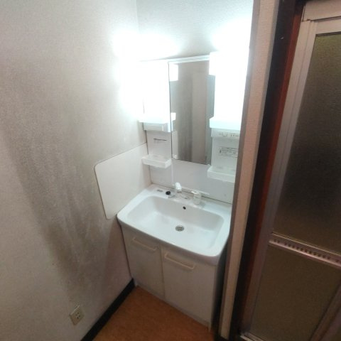 若草町６丁目１２－７ケントハウス借家の洗面所