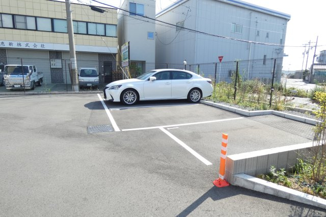 【駐車場】 | クローバー・ビュー北花田