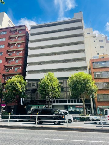 ニューローレルマンションの外観