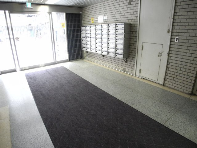 清水ビルの外観