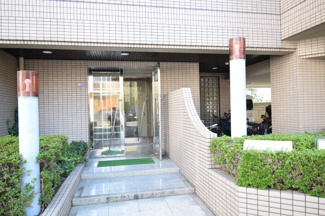 【エントランス】