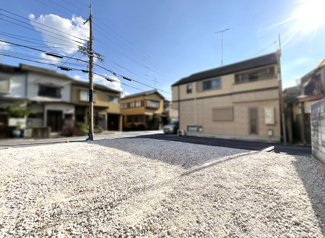 【外観】 | こちらの【現地】を一度ごらんになってみませんか？周辺環境も含めご案内致します。
ここをスタートに、お客様にとってベストなお家を探して下さい。