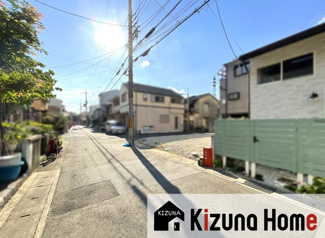 【前面道路含む現地写真】 | 近鉄京都線『向島駅』徒歩9分と通勤や通学に便利！京阪宇治線『観月橋駅』にもアクセスできます。