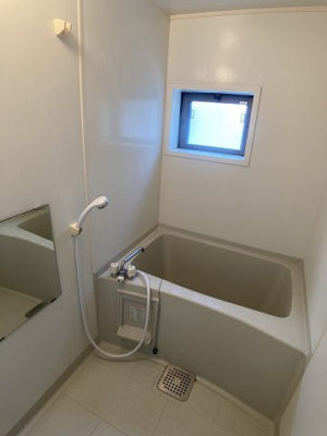 【浴室】 | オワゾーモンターニュ