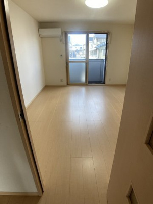 【居間・リビング】 | オワゾーモンターニュ