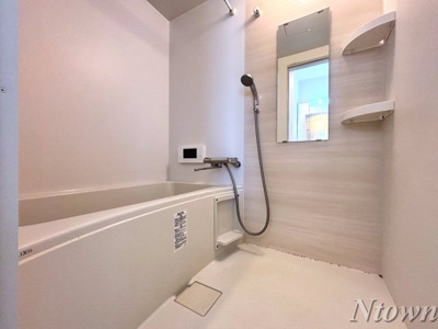 【浴室】 | Grandtic Lana | お風呂で日々の疲れを落としましょう