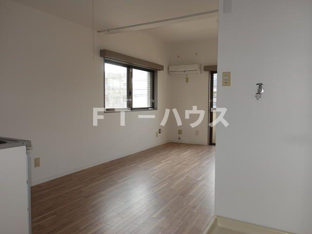 オネスティ大久保弐番館の寝室|クローゼット