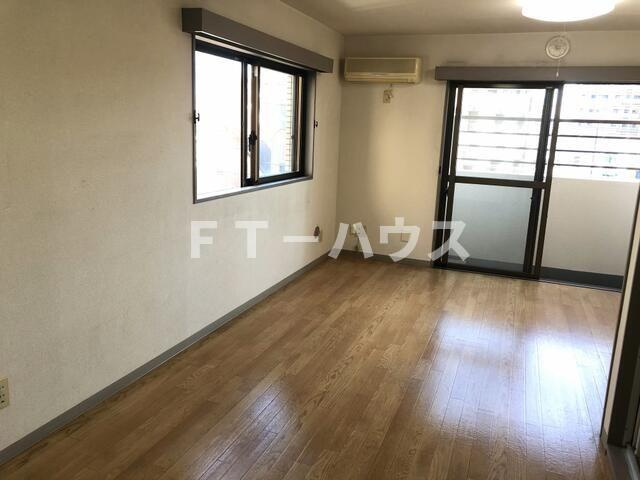 オネスティ大久保弐番館のその他|玄関扉