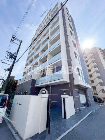 コーラルポワント難波WESTの外観