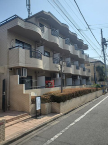 外観タイル貼り