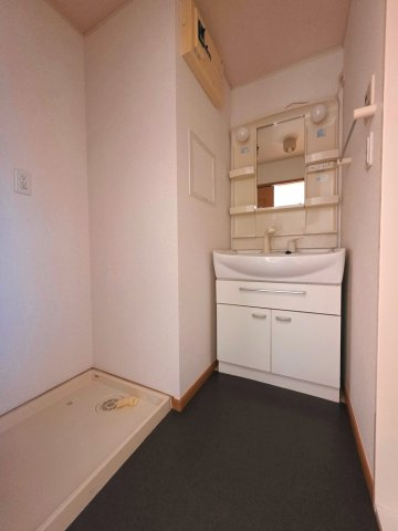 【洗面所】