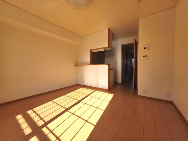 【居間・リビング】 | 洋室