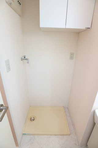 府中市美好町３丁目の賃貸マンションの設備|洗濯機置き場