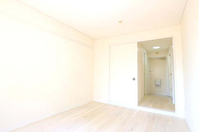 府中市美好町３丁目の賃貸マンションの内装
