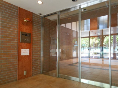 【その他共用部分】 | ネバーランド千里五月が丘北 | オートロック入口