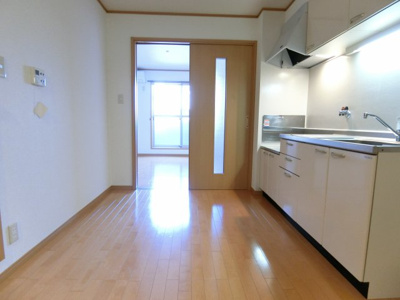 【居間・リビング】 | ユートピアもず