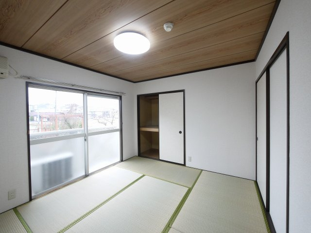 ツインハイムの内装|内装は落ち着いています