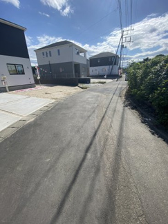 【前面道路含む現地写真】