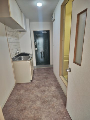 【内装】 | ハイツRICO | 明るい色調の室内です