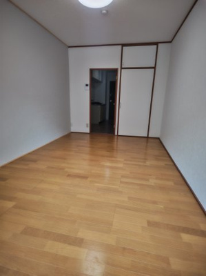 【洋室】 | ハイツRICO | 広々とした洋室です