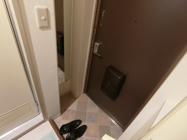 ハイタウン新丸子の玄関|他のお部屋の参考写真となります。