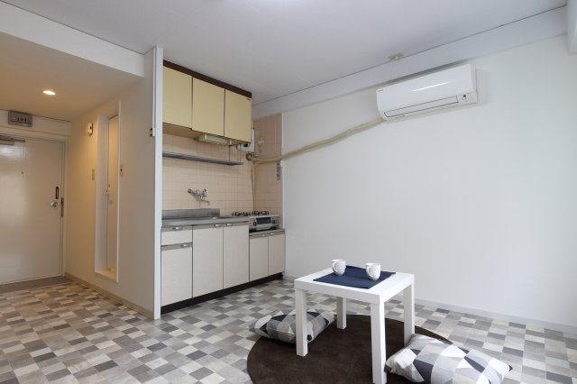 【内装】 | メゾンド山手 | もちろんエアコン付きです。