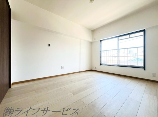 【洋室】 | 塚本東コーポ | 洋室5.7帖