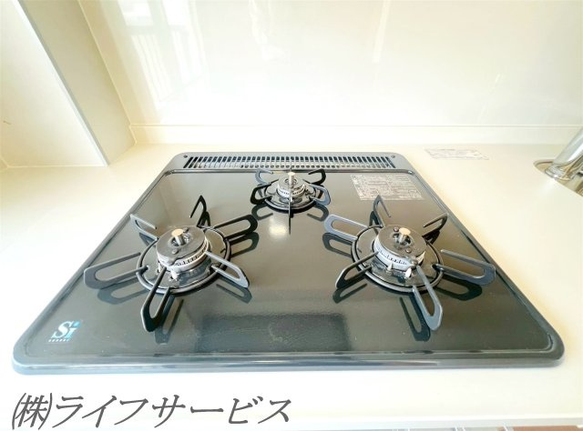 【キッチン】 | 塚本東コーポ | グリル/３口ガスコンロでお料理も楽々