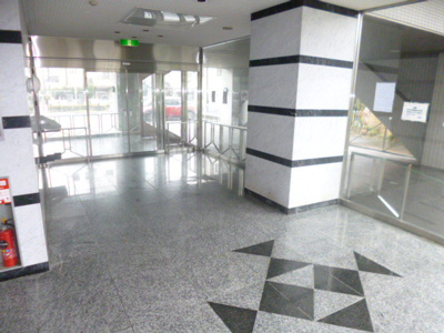 【エントランス】 | 生島リバーサイドマンションＤ棟 | エントランスロビーです