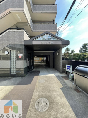 【エントランス】 | ラボスビル