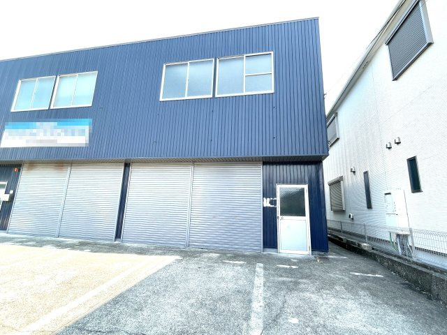 緑区若田３丁目倉庫付事務所の外観